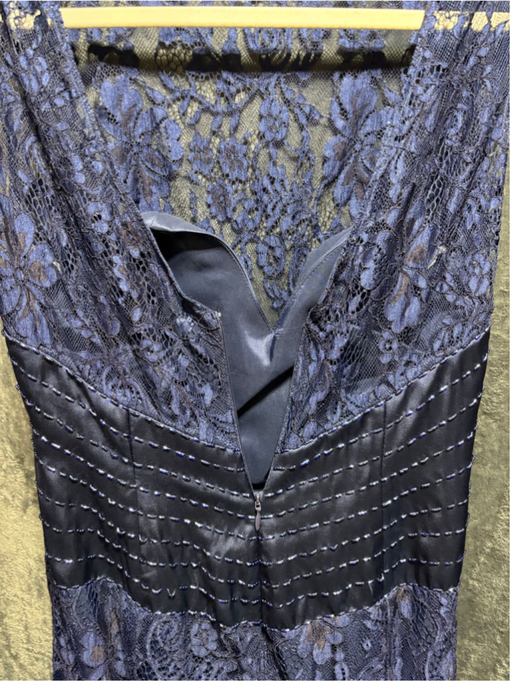 Jade Couture by Jasmine Navy Blue Lace Evening Gown Wedding Formal SZ 6 EUC - Picture 10 of 13
